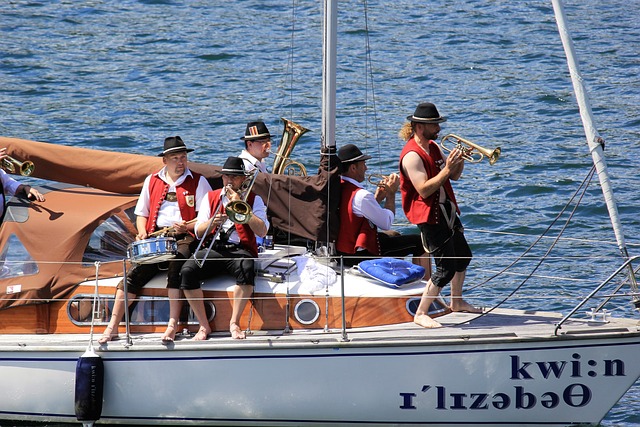 成功地打破 成功地打破